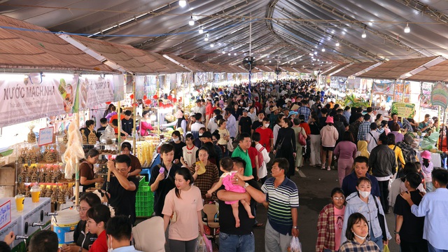 Lễ hội b&aacute;nh d&acirc;n gian Nam bộ năm 2026 c&oacute; g&igrave; đặc biệt?- Ảnh 1.