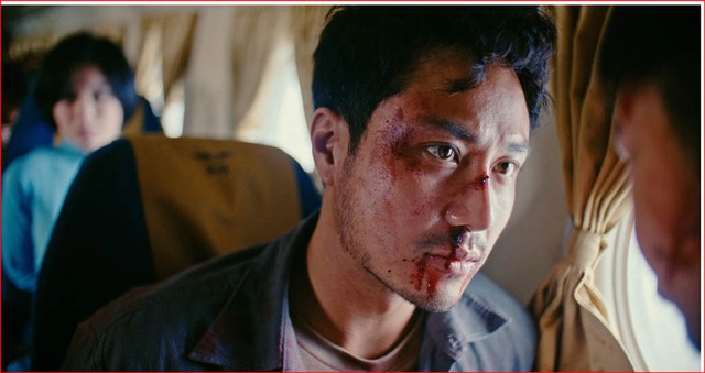 Những diễn vi&ecirc;n 'chuyển m&igrave;nh' ấn tượng- Ảnh 1.