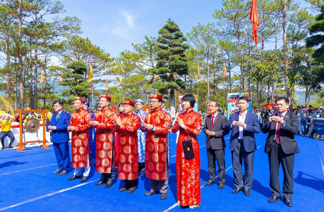 Giỗ tổ H&ugrave;ng Vương thi&ecirc;ng li&ecirc;ng giữa Đ&agrave; Lạt- Ảnh 2.