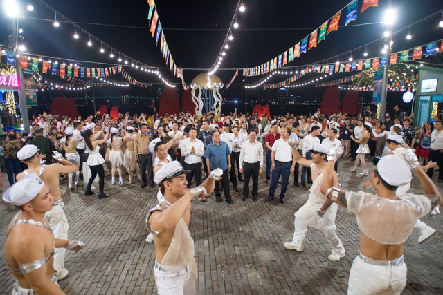 ‘Không ngủ' ở Hạ Long với siêu tổ hợp VUI-Fest- Ảnh 3.