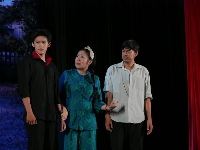 &lsquo;Gi&agrave; g&acirc;n&rsquo; v&agrave; những mảnh gh&eacute;p nh&acirc;n văn nơi x&oacute;m trọ- Ảnh 1.