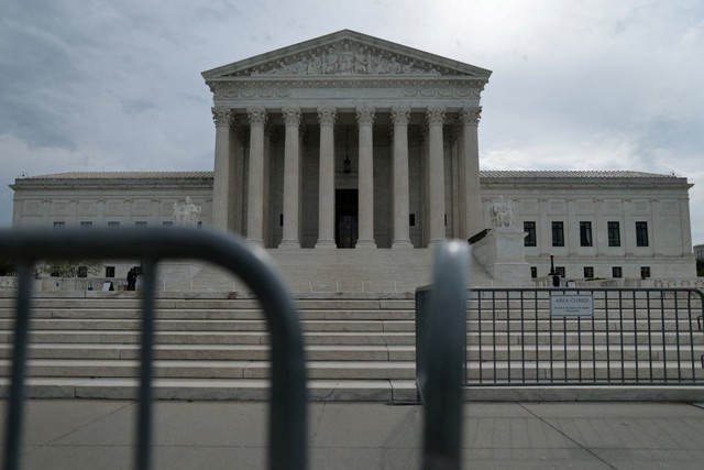 Nhiều người Mỹ phản đối chấm dứt quyền c&ocirc;ng d&acirc;n theo nơi sinh- Ảnh 1.