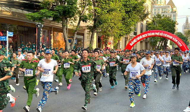 S&ocirc;i nổi giải việt d&atilde; v&ocirc; địch TP.HCM 2026, hưởng ứng Đại hội TDTT lớn của th&agrave;nh phố- Ảnh 2.