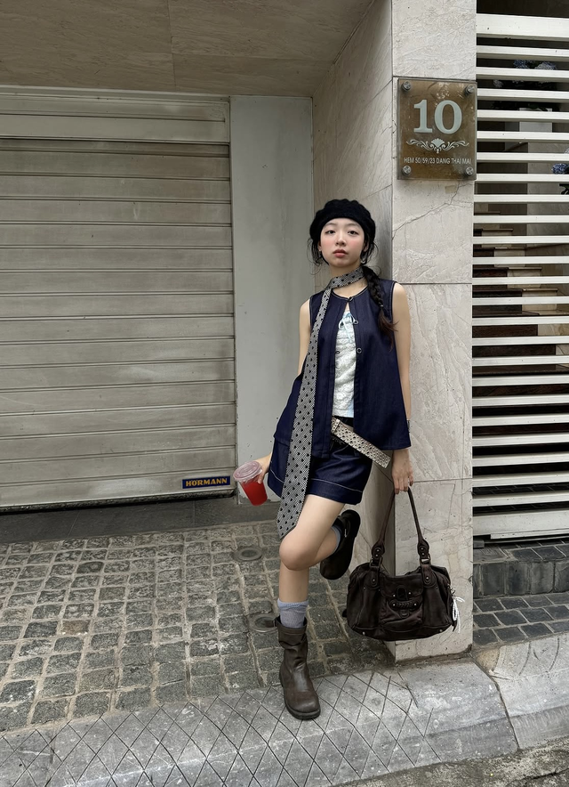 Điểm xuyết nét duyên cùng phụ kiện quàng cổ chấm bi- Ảnh 3.