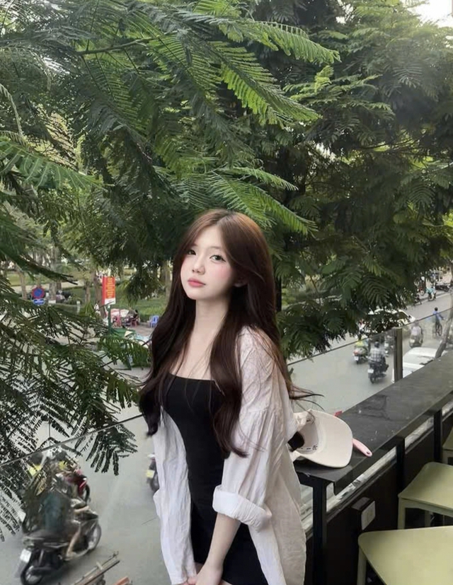 Sành điệu với những kiểu áo khoác đa dạng mọi phong cách- Ảnh 4.