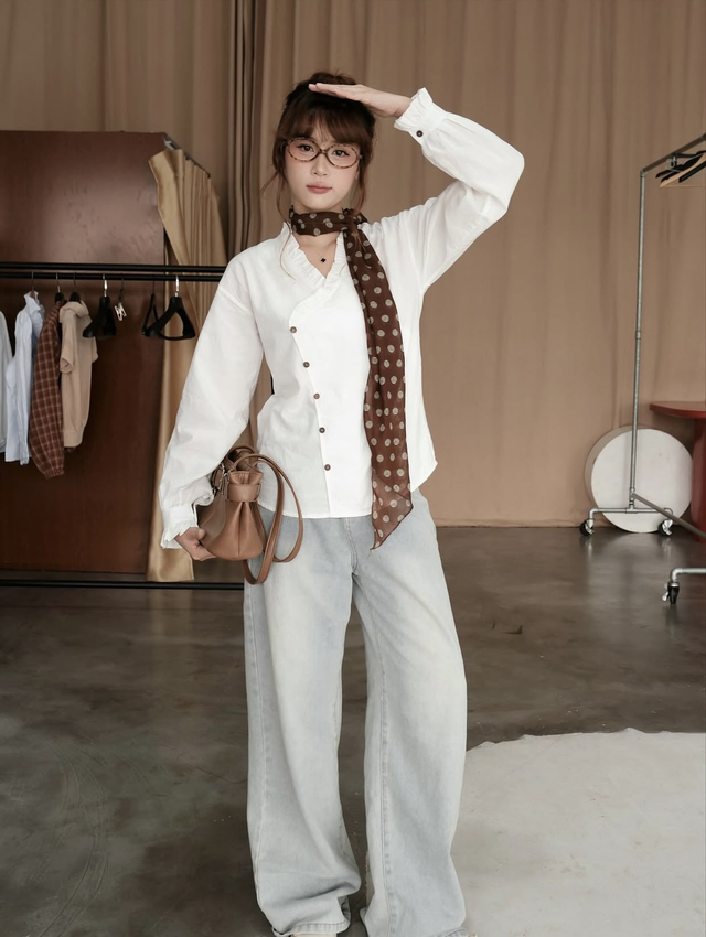 Điểm xuyết nét duyên cùng phụ kiện quàng cổ chấm bi- Ảnh 4.