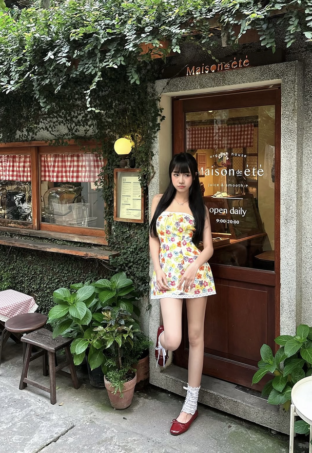 Đầm cúp ngực tôn lên đường nét cơ thể một cách tinh tế- Ảnh 7.