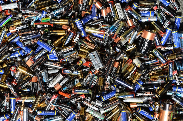 Tại sao pin 'd&ugrave;ng một lần' vẫn tồn tại? - Ảnh 2.