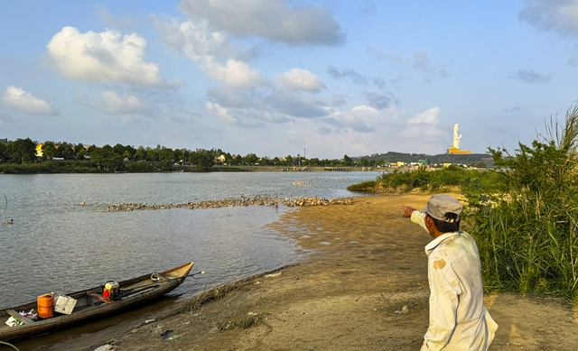 Mưu sinh tr&ecirc;n s&ocirc;ng Tr&agrave;: Nương ph&ugrave; sa m&agrave; sống, theo con nước m&agrave; đi- Ảnh 4.