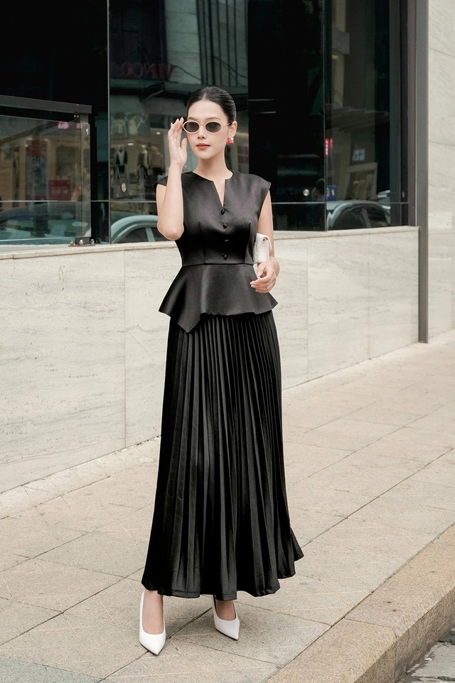 Diện trang phục phi bóng tạo chút óng ánh cho phong cách thường ngày- Ảnh 6.