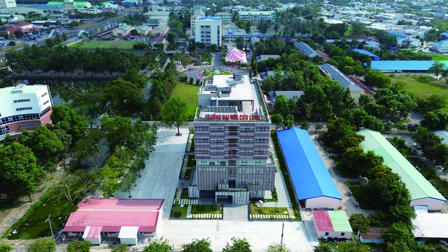 Sinh vi&ecirc;n n&oacute;i g&igrave; về Trường đại học Cửu Long- Ảnh 1.