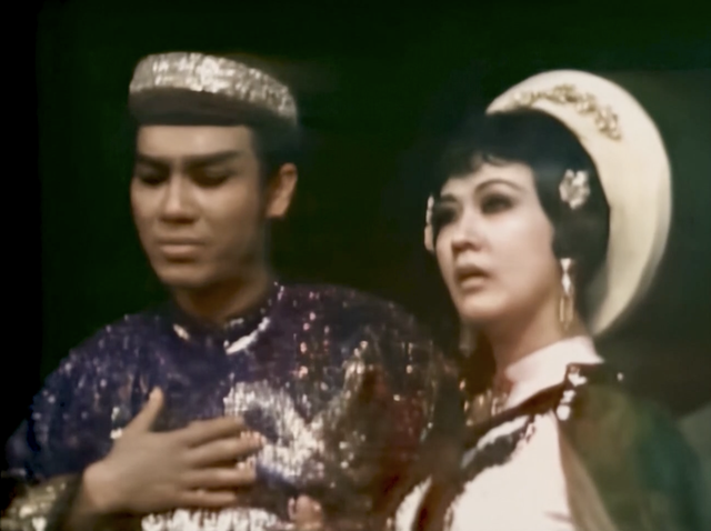 Nghệ sĩ thổn thức khi xem 'Tiếng trống M&ecirc; Linh' sau gần 50 năm- Ảnh 1.