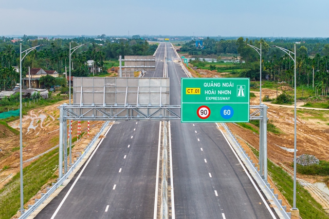 Th&ocirc;ng xe 88 km cao tốc Quảng Ng&atilde;i - Ho&agrave;i Nhơn từ 11 giờ 30 ng&agrave;y 29.4- Ảnh 1.