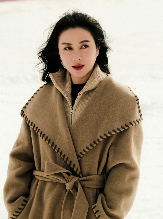 Cha qua đời, Diệp Tuyền tranh chấp t&agrave;i sản thừa kế với&hellip; người gi&uacute;p việc - Ảnh 2.