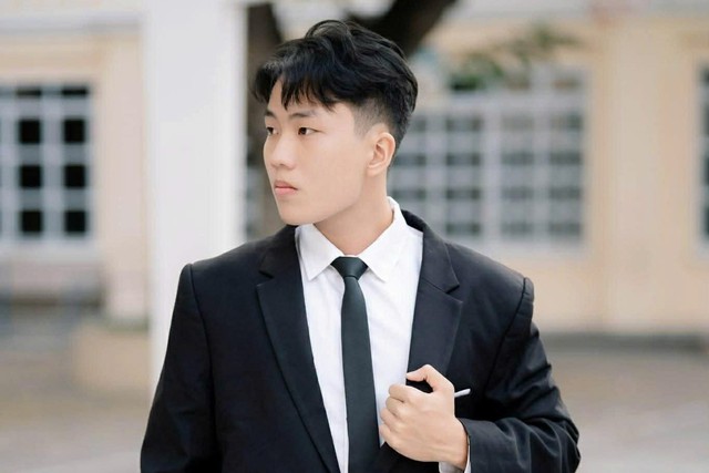 Th&iacute; sinh thi đ&aacute;nh gi&aacute; năng lực đợt 2 đ&ocirc;ng kỷ lục, n&ecirc;n &ocirc;n luyện ra sao? - Ảnh 4.