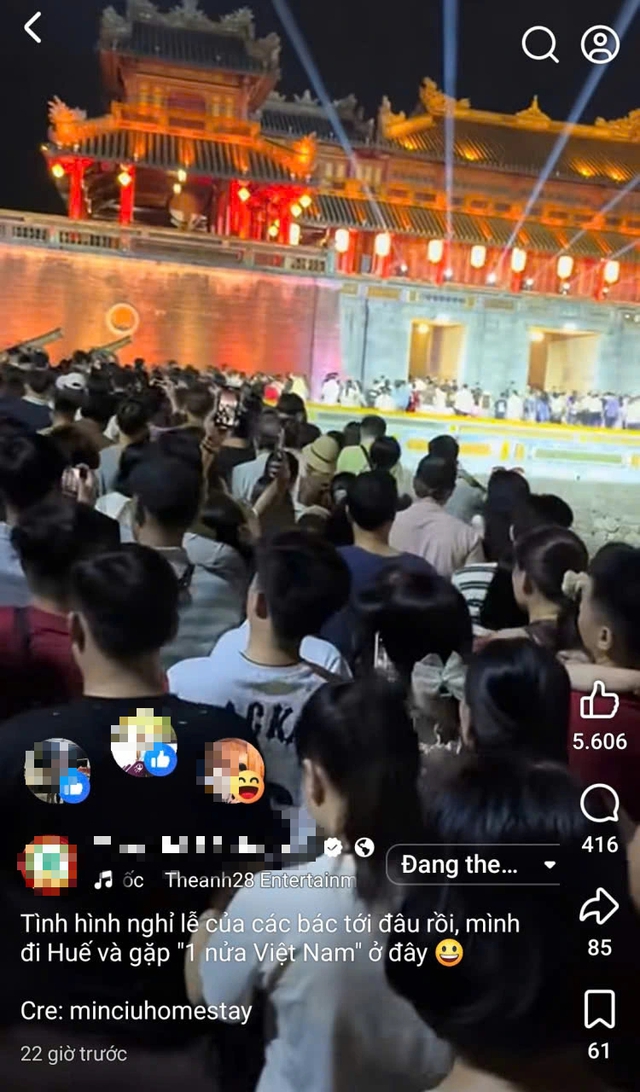 Nghỉ lễ Giỗ Tổ, biển người chen chân vào Đại nội Huế tạo thành clip viral- Ảnh 2.