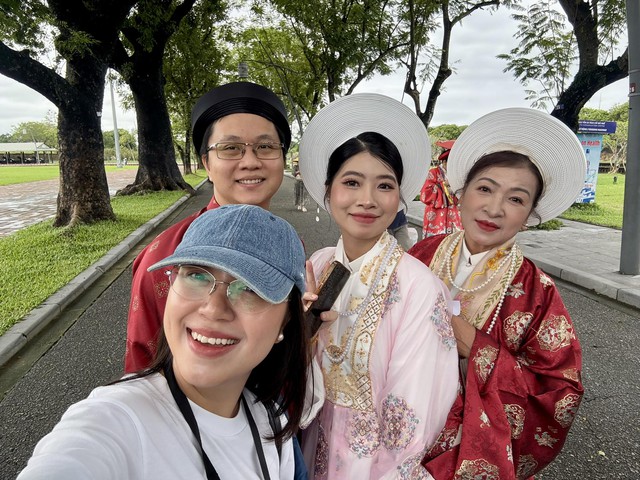  Duyên dáng kể chuyện Huế xưa- Ảnh 2.