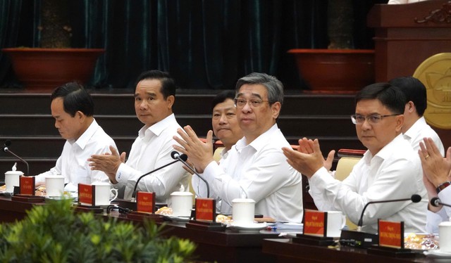 Tổng B&iacute; thư, Chủ tịch nước T&ocirc; L&acirc;m l&agrave;m việc với TP.HCM - Ảnh 3.