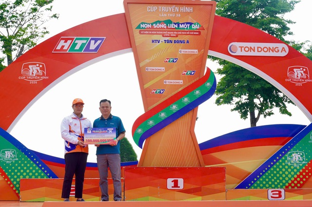 Kh&aacute;ch h&agrave;ng T&ocirc;n Đ&ocirc;ng &Aacute; khuấy động đường đua C&uacute;p truyền h&igrave;nh - Ảnh 2.