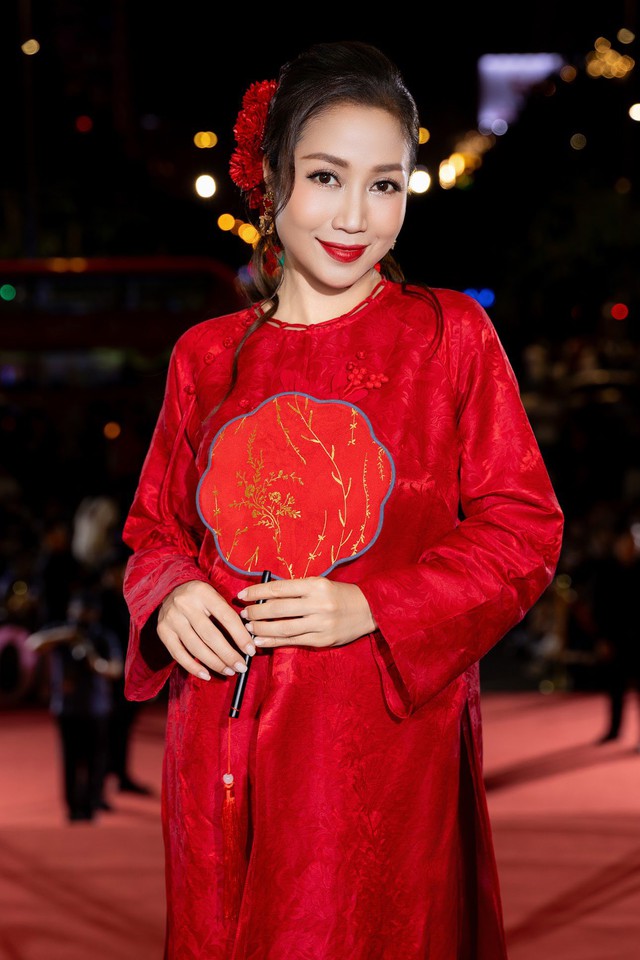 Ốc Thanh V&acirc;n 'chửi chồng' g&acirc;y sốt trong phim mới, n&oacute;i về quyết định về Việt Nam - Ảnh 2.