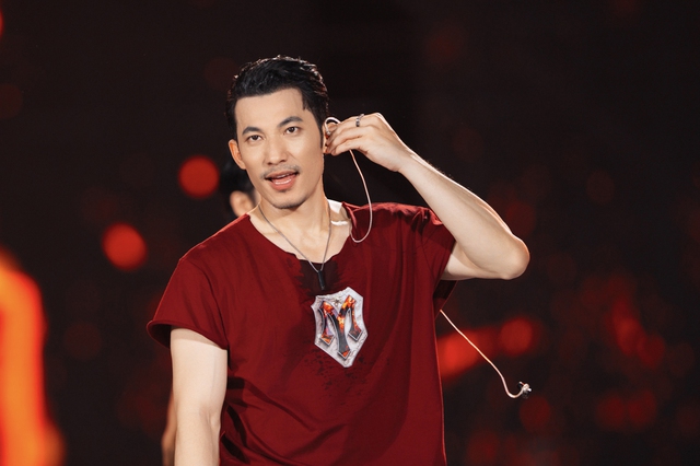  Tôi không chủ động giấu chuyện tình cảm - Ảnh 2.