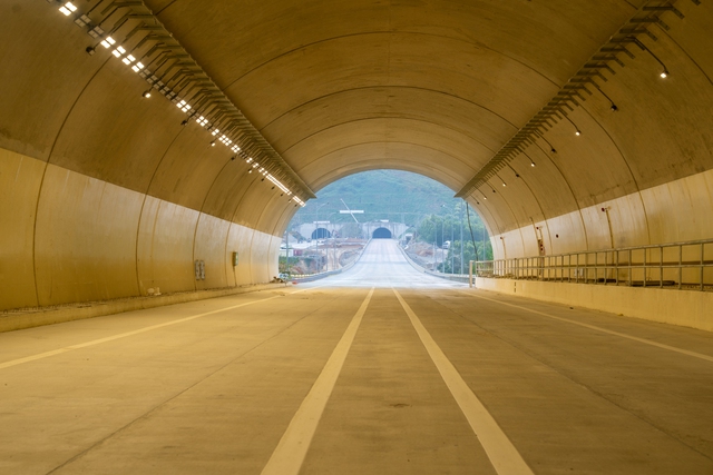 Th&ocirc;ng xe 88 km cao tốc Quảng Ng&atilde;i - Ho&agrave;i Nhơn từ 11 giờ 30 ng&agrave;y 29.4- Ảnh 3.