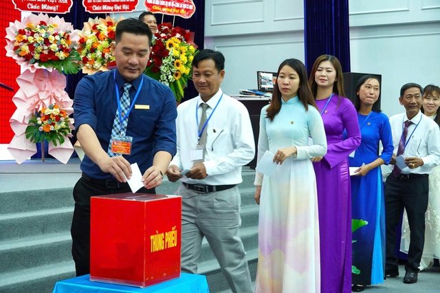 &Ocirc;ng Nguyễn Thanh Dũng t&aacute;i đắc cử Chủ tịch Hội Nh&agrave; b&aacute;o C&agrave; Mau- Ảnh 3.