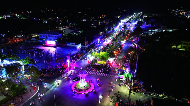 Đ&ocirc; thị bi&ecirc;n mậu Kiến Tường đ&aacute;nh thức tiềm năng v&ugrave;ng Đồng Th&aacute;p Mười - Ảnh 3.