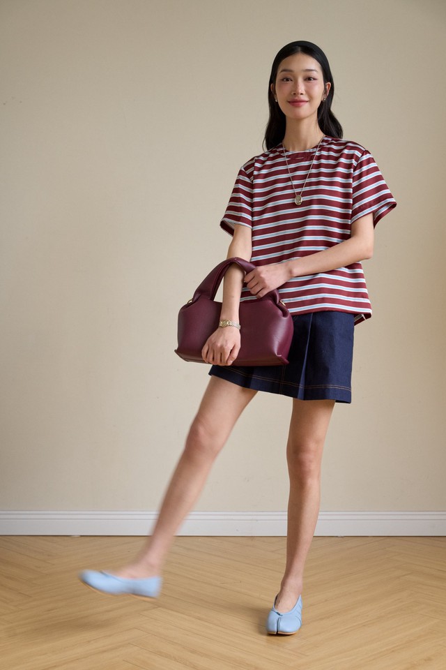 Hè đến, chị em cứ diện trang phục sáng màu là vẻ ngoài lập tức trẻ trung - Ảnh 1.