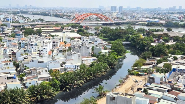 Công an TP.HCM sẽ xác minh chủ sử dụng hàng triệu thửa đất- Ảnh 1.