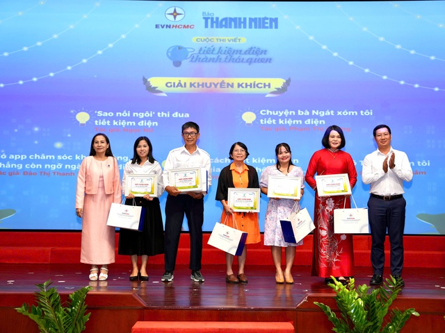 'C&ocirc;ng tắc' giữ cho th&agrave;nh phố lu&ocirc;n thức - Ảnh 3.