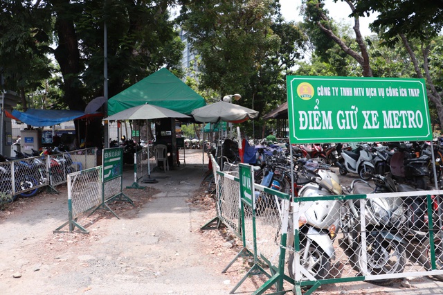 Lễ 30.4 xem ph&aacute;o hoa: Gửi xe ở đ&acirc;u để tr&aacute;nh bị 'h&eacute;t gi&aacute;'? - Ảnh 5.