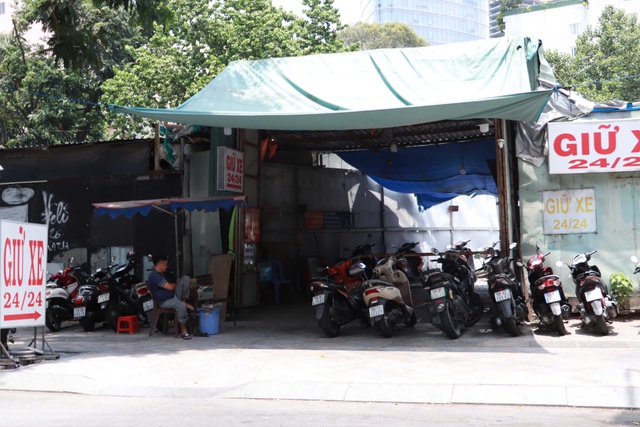 Lễ 30.4 xem ph&aacute;o hoa: Gửi xe ở đ&acirc;u để tr&aacute;nh bị 'h&eacute;t gi&aacute;'? - Ảnh 3.