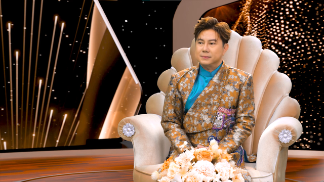 Nữ ca sĩ h&aacute;t nhạc qu&ecirc; hương, sống k&iacute;n tiếng tuổi U.50 - Ảnh 2.