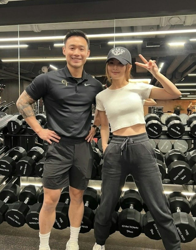 Th&aacute;i Tr&aacute;c Nghi&ecirc;n c&ocirc;ng bố kết h&ocirc;n với bạn trai k&eacute;m 10 tuổi - Ảnh 3.