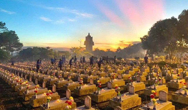 Bộ Quốc phòng hỗ trợ tôn tạo nghĩa trang liệt sĩ Vĩnh Linh ở Quảng Trị- Ảnh 4.