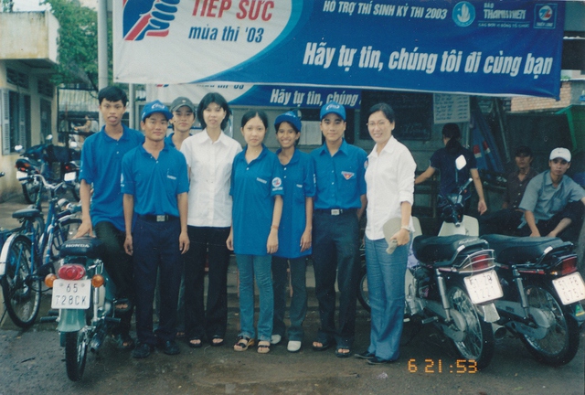 &Ocirc;ng B&ugrave;i Đặng Dũng v&agrave; những c&acirc;u chuyện kh&oacute; qu&ecirc;n về chương tr&igrave;nh Tiếp sức m&ugrave;a thi- Ảnh 4.