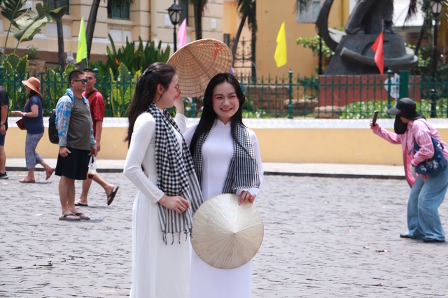 Đi du lịch lễ 30.4 - 1.5 sợ đắt đỏ, nhiều người chọn... ở nh&agrave;  - Ảnh 4.