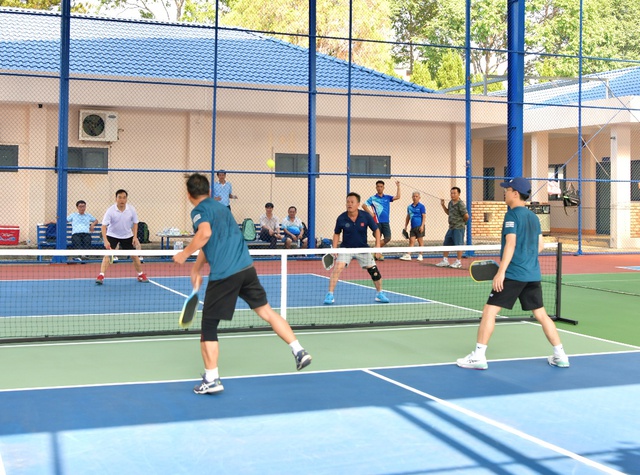 TMP s&ocirc;i nổi giao lưu thể thao ch&agrave;o mừng c&aacute;c ng&agrave;y lễ lớn th&aacute;ng 4 - Ảnh 3.