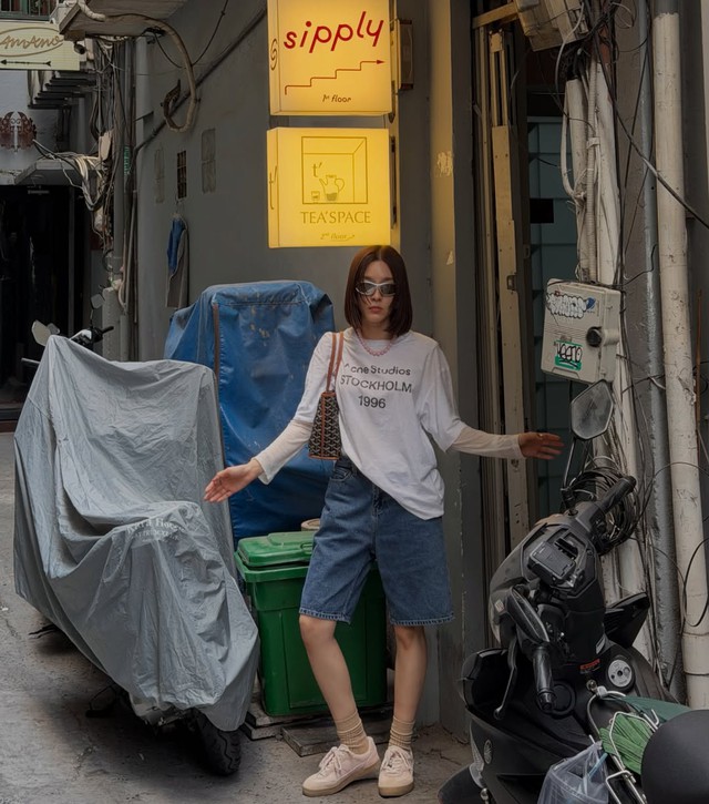  Một chiếc quần shorts denim, nhiều cách diện- Ảnh 7.