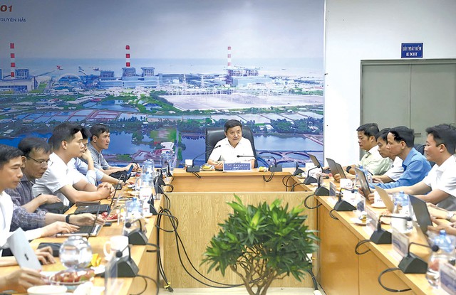 EVNGENCO1: Vượt &lsquo;thử th&aacute;ch k&eacute;p&rsquo;, quyết t&acirc;m đảm bảo điện m&ugrave;a kh&ocirc; - Ảnh 3.