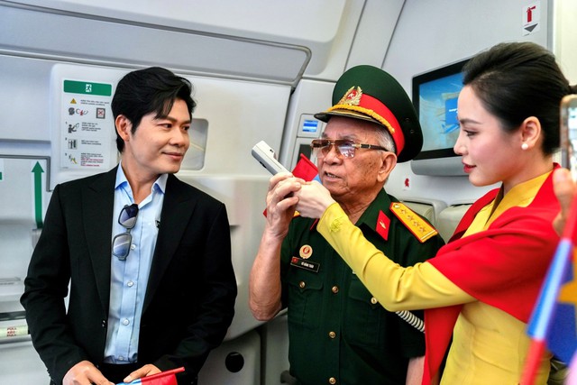 Chuyến bay VN247: H&agrave;nh tr&igrave;nh của những d&ograve;ng hồi ức v&agrave; kh&aacute;t vọng vươn xa - Ảnh 1.