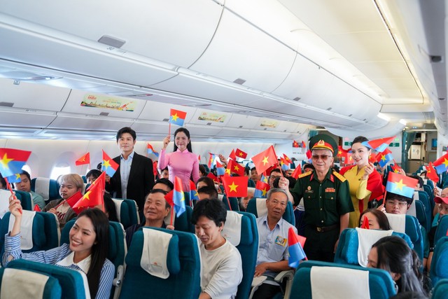 Chuyến bay VN247: H&agrave;nh tr&igrave;nh của những d&ograve;ng hồi ức v&agrave; kh&aacute;t vọng vươn xa - Ảnh 3.