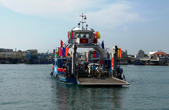 Kh&aacute;nh th&agrave;nh 2 ph&agrave; mới ở x&atilde; đảo, chấm dứt cảnh chờ đợi, 'xo&aacute;' cảnh qu&aacute; tải- Ảnh 1.