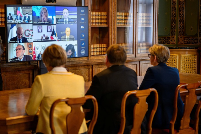 Li&ecirc;n minh 40 nước cam kết h&agrave;nh động giải quyết chuyện eo biển Hormuz- Ảnh 2.