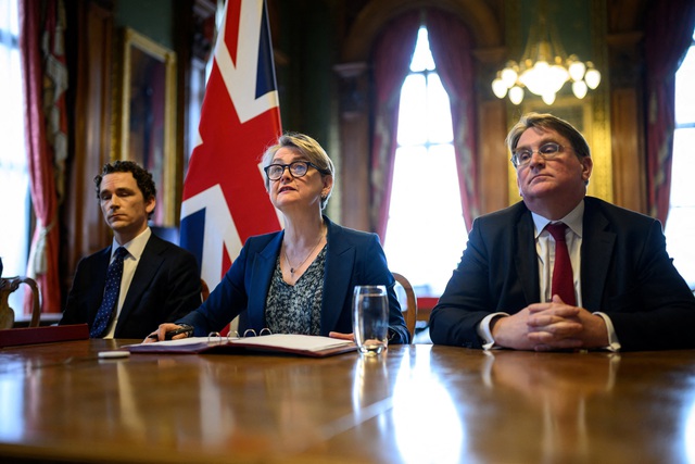 Li&ecirc;n minh 40 nước cam kết h&agrave;nh động giải quyết chuyện eo biển Hormuz- Ảnh 1.