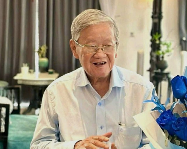 Sở GD-ĐT TP.HCM kỷ niệm 28 năm và tưởng niệm "cha đẻ" của chương trình tiếng Anh - Ảnh 3.