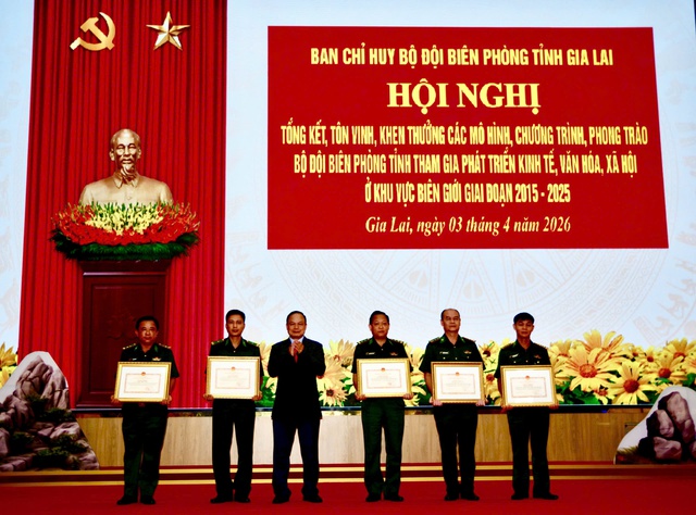 Từ l&agrave;ng bi&ecirc;n ngh&egrave;o, 30 em v&agrave;o đại học, cao đẳng nhờ Bi&ecirc;n ph&ograve;ng Gia Lai- Ảnh 1.