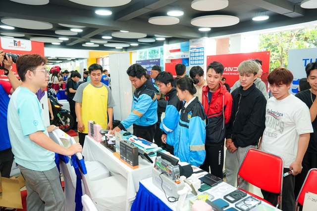 H&agrave;ng ngh&igrave;n cơ hội thực tập v&agrave; việc l&agrave;m lĩnh vực c&ocirc;ng nghệ th&ocirc;ng tin - Ảnh 3.