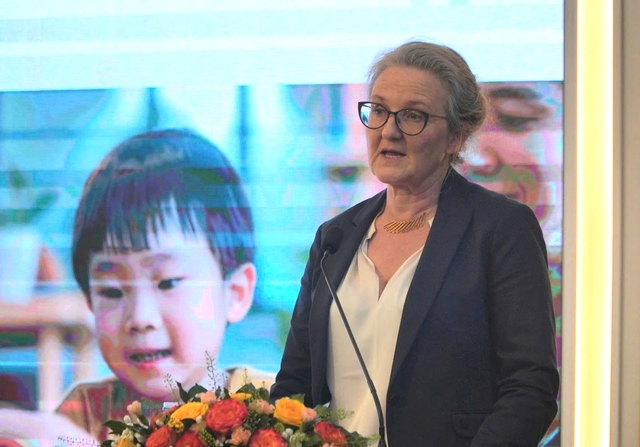 Ng&acirc;n h&agrave;ng Thế giới đề xuất thời gian nghỉ thai sản 12 th&aacute;ng, v&igrave; trẻ mầm non- Ảnh 1.